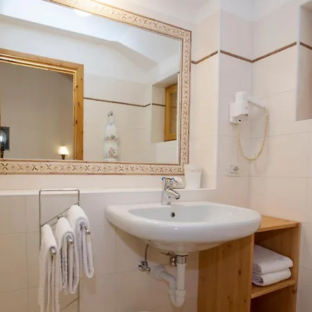 Silene Parking And Garage Hotel Bormio